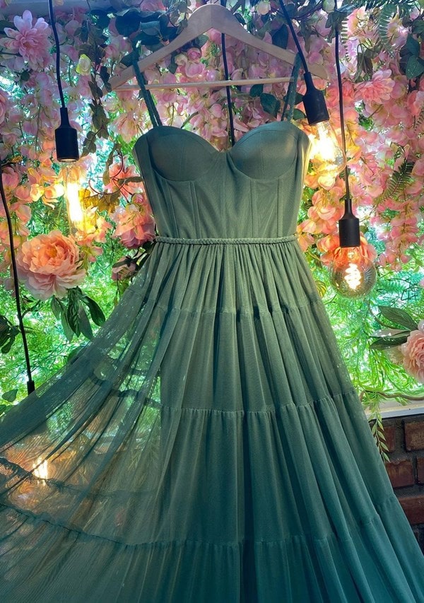 vestido longo verde oliva para madrinha de casamento